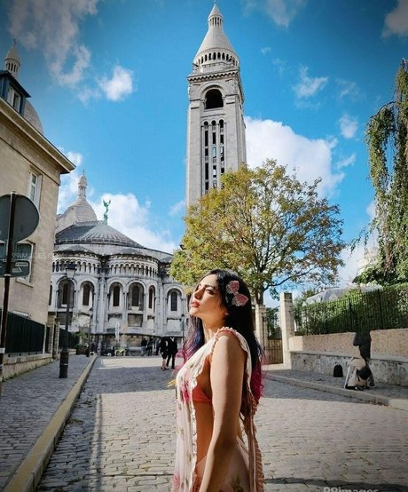 Adah Sharma hübsche nette archiv