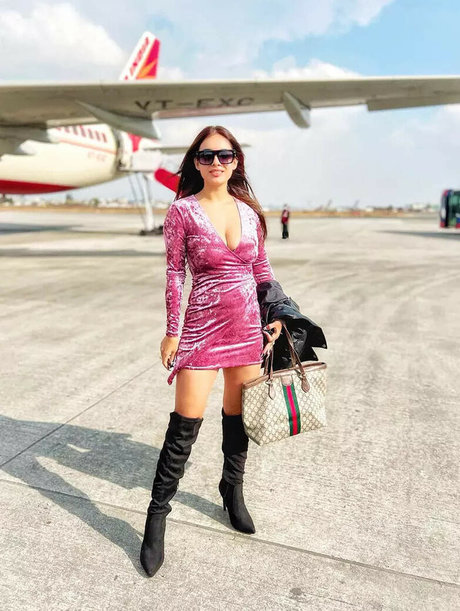 Neha Malik pornostar sexy bilder