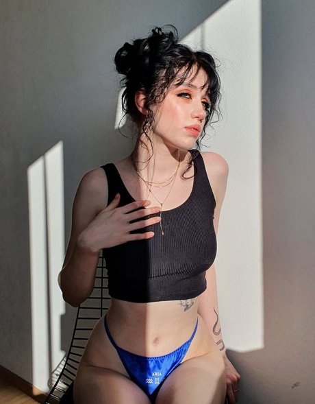 Plasticjupiter perfekte nacktheit bilder