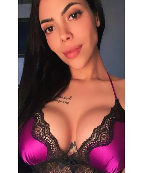 Claudia Guajardo Bilder