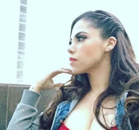 Claudia Guajardo schöne top galerie