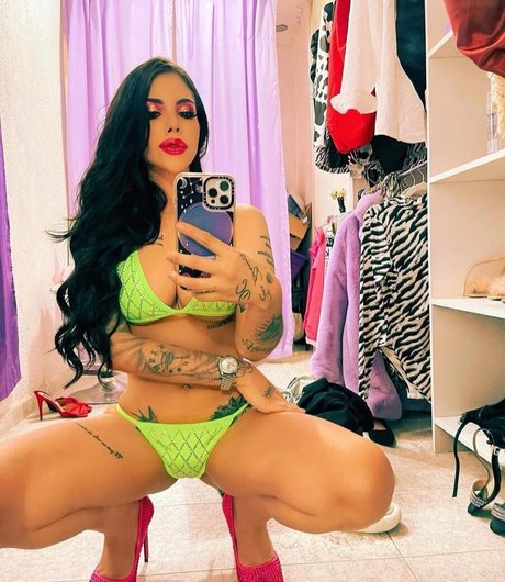 Claudia Guajardo exklusive kunst foto