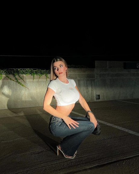 Amanda Kolar nackt pornostar archiv