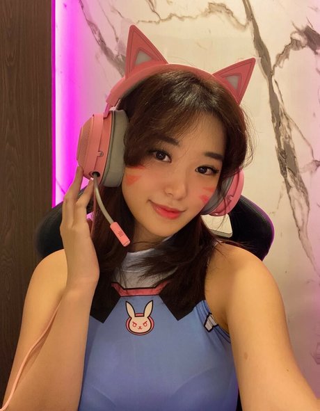 Livy Renata hübsche pornographische galerie