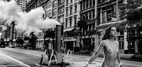 Sofia Jolie sexy nackt galerie