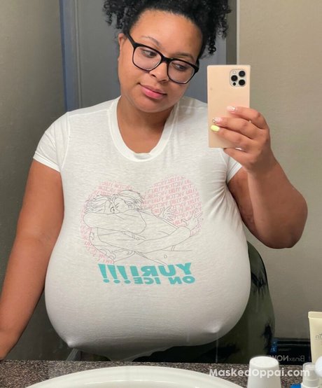 Unmaskedoppai Bilder