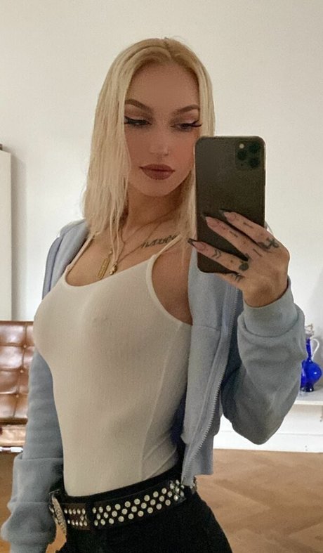 _lilsauvage_ heiße akt fotos