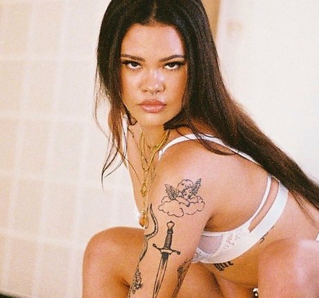 shakirareeve porno nette galerien