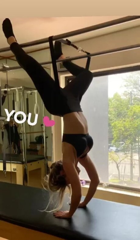 Camila Sodi freie nackte archiv