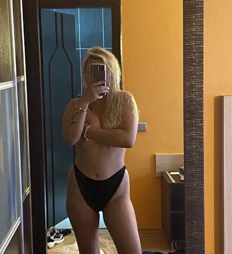 Beste Barkut sexy nacktheit bilder