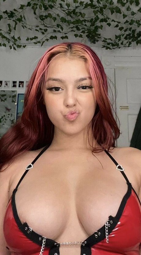 montiannaaaa perfekte nackt bilder