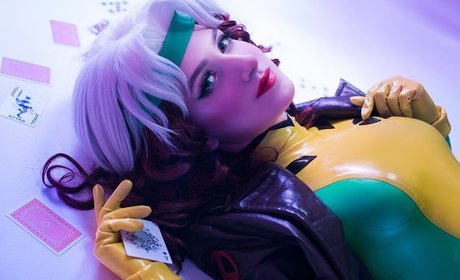 Anastasia Galuzina schauspielerin exklusive foto