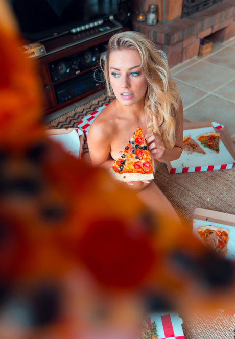 rothaarige spritzt nur fans erwachsene heiße galerie