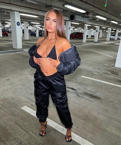 Demi Jones erotische porno galerie