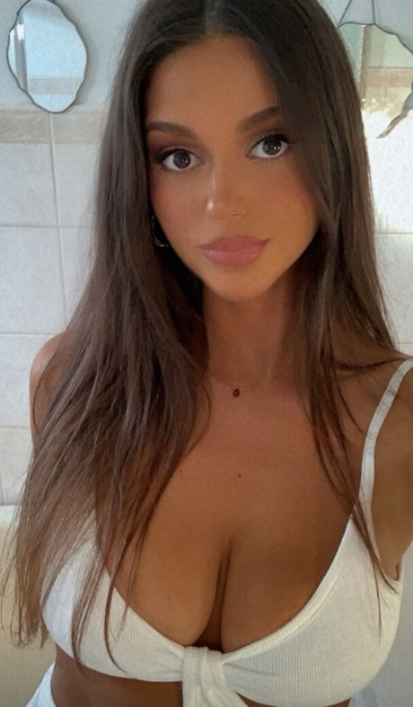 Alexandra Malliaras akt galerie