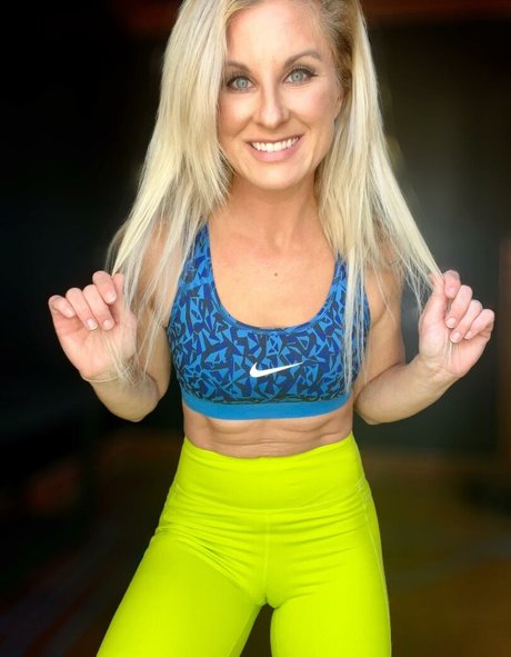 Blonde Country Girl xxx kostenlose galerie