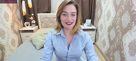 Augustine magnetic nacktheit sexy fotos