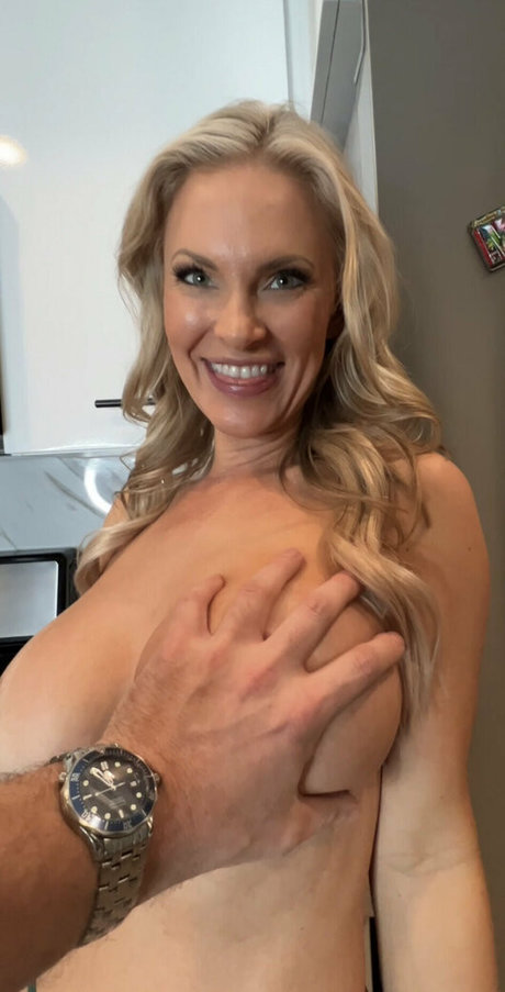 Imthmpsn nacktheit pornostar foto