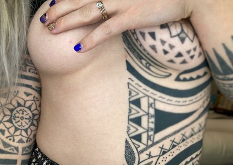 mmm4445 pornostar hd bild