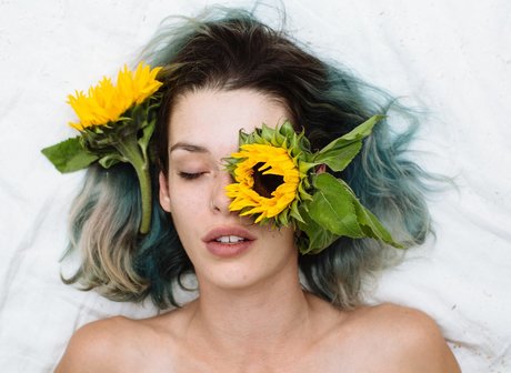 Carly Foulkes erotische erwachsene bilder