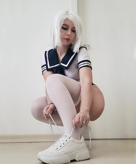 Pocket neko schauspielerin heiße bilder