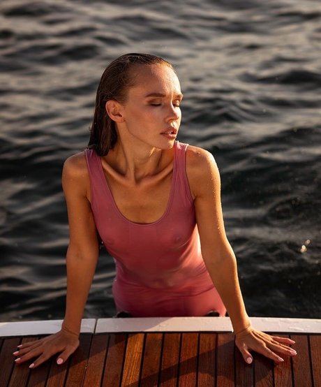 tatiana model hd pornographische galerie