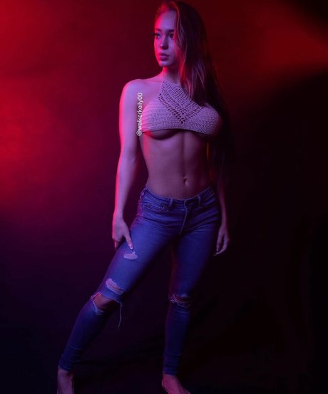 Kelly Walker nackt xxx archiv