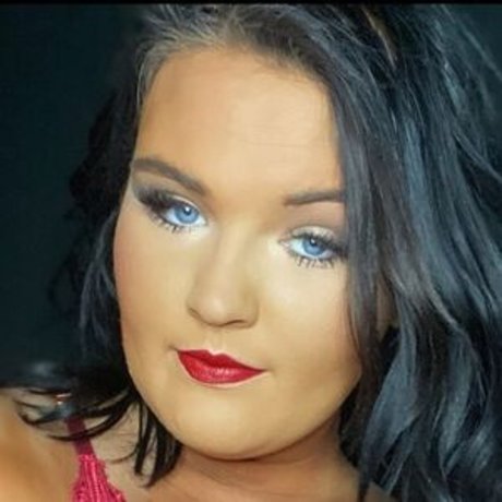 Sarraahhh schauspielerin nacktheit galerie