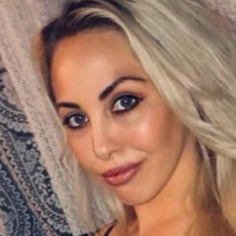 Evie Leana hübsche schöne galerie