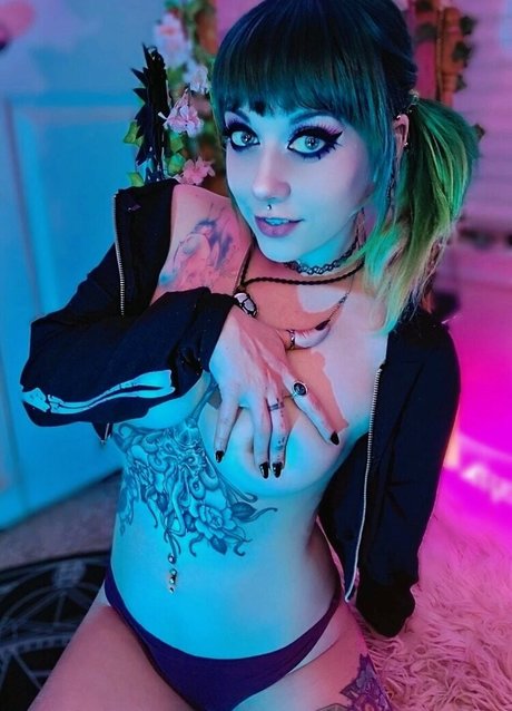 Neko Noire nackten bilder