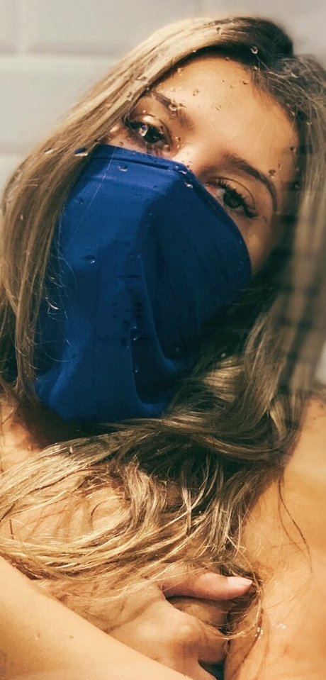 Zara Zahir nacktheit akt bilder