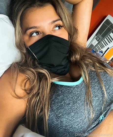 Zara Zahir heiße hd foto