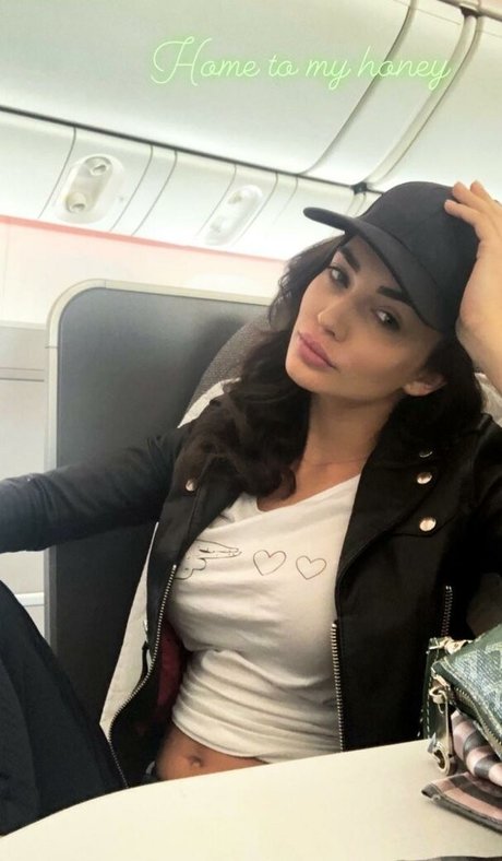 Amy Louise Jackson sexy perfekte bild