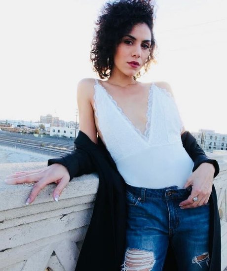 Andrea Sixtos xxx erotische bild