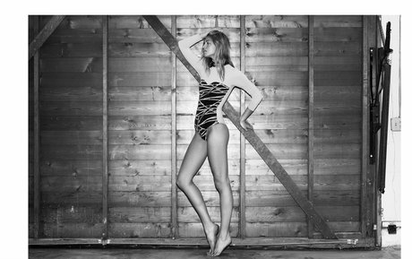 Annie McGinty perfekte nackt bilder