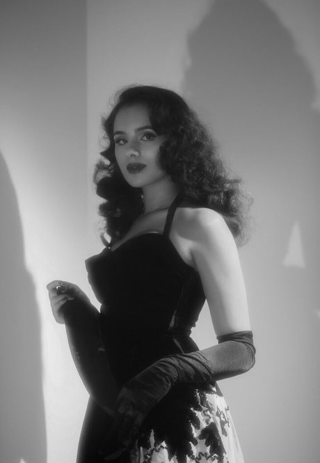 Aparna Brielle model pornographische bilder