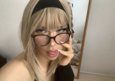 TooBrokeForVicky perfekte pornografische bild