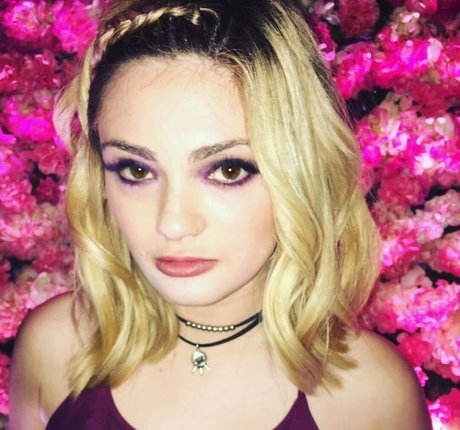 Alexis Raich model schöne galerien