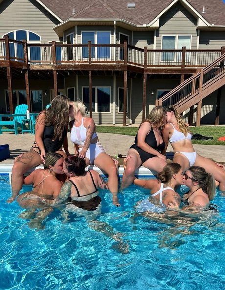 Lady Sateen perfekte schöne fotos