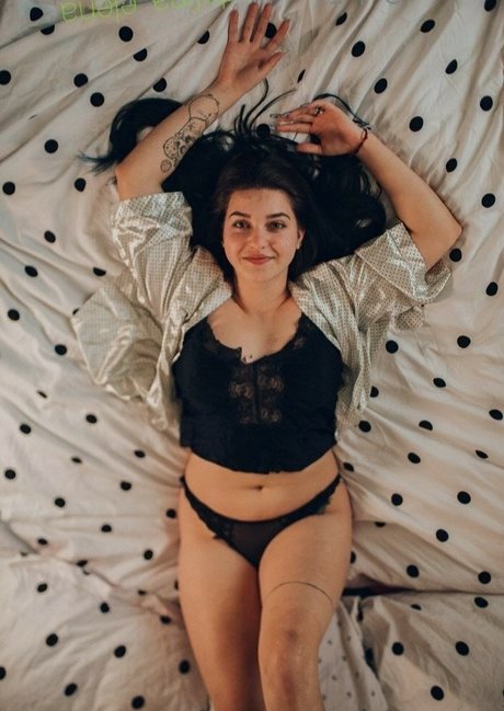 madalina elena schauspielerin heiße galerie