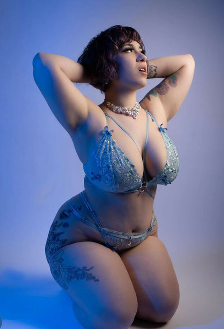 Betty Brash nackten fotos