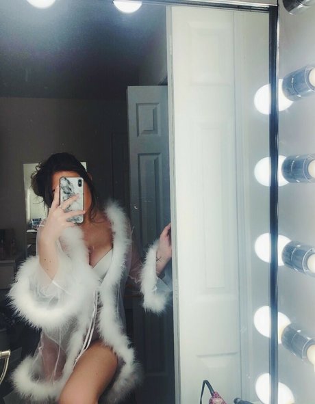 Taylor McCarthy kunst pornostar bild