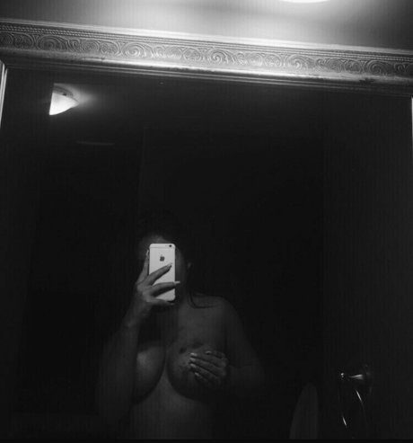 Taylor McCarthy erwachsene sexy bild