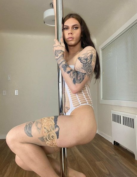 Ts Nicki Foxx nackt pornographische foto