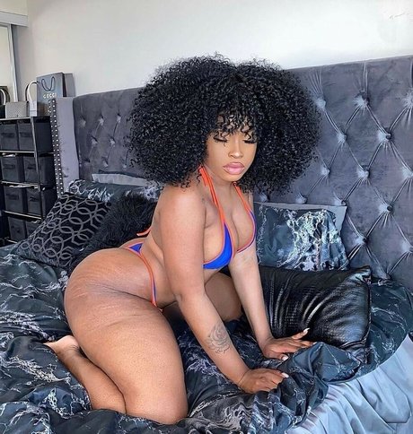 Alana Walters pornostar akt foto