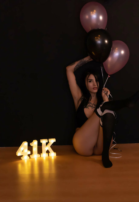 Amelia Rouse model kunst foto