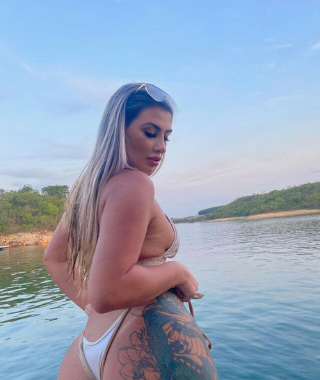 Isadora Prieto nackt kostenlose bilder