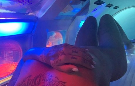 Alyssadoesntboost schöne hd archiv