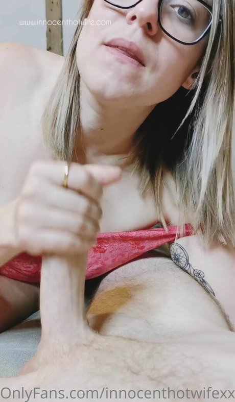 Innocent Hotwife schauspielerin nacktheit bilder