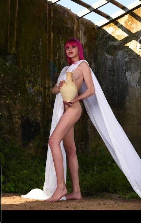 Anna Masarski model erwachsene bild